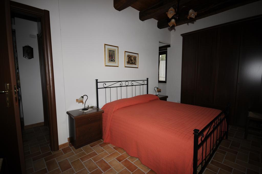 Bb Casavacanze Corneto Appartement Bomba Kamer foto